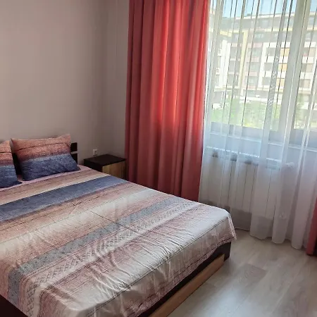 Апартамент В Смирненски, Комплекс Каре Билдинг Apartamento